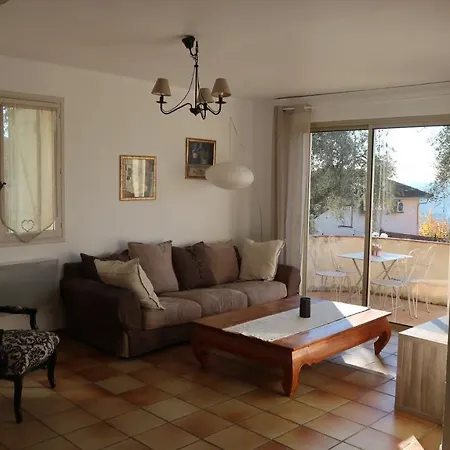 Spacieux Et Chaleureux A Apartment *